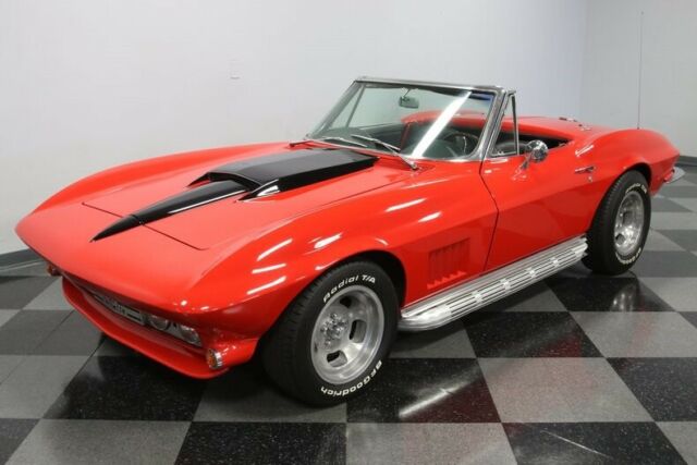 Chevrolet Corvette 1967 image number 29
