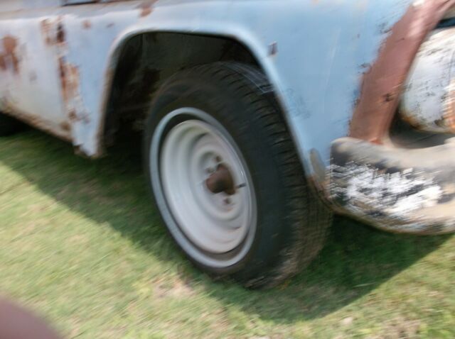 Chevrolet Suburban 1961 image number 14