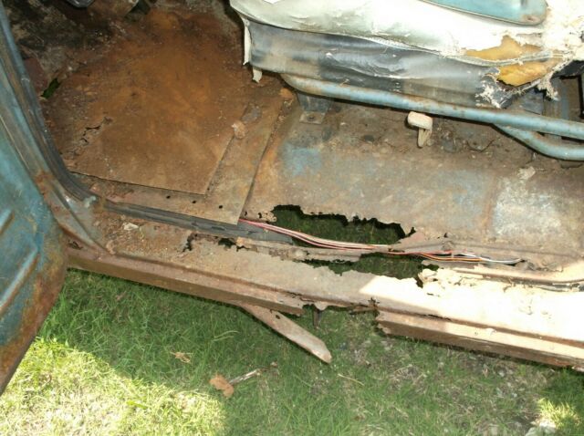 Chevrolet Suburban 1961 image number 8