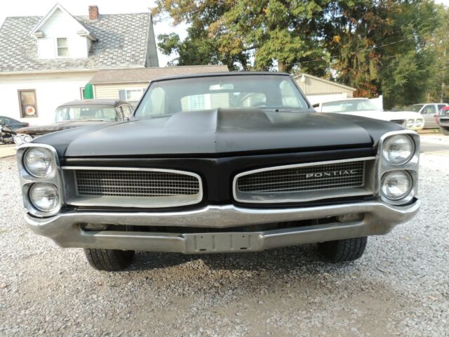Pontiac Le Mans 1966 image number 1