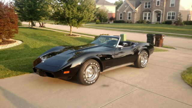 Chevrolet Corvette 1975 image number 26