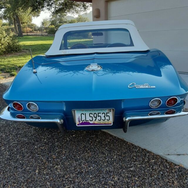 Chevrolet Corvette 1965 image number 33