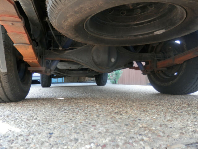 Toyota Hilux 1971 image number 18