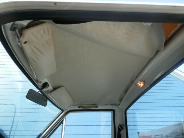 Toyota Hilux 1971 image number 23