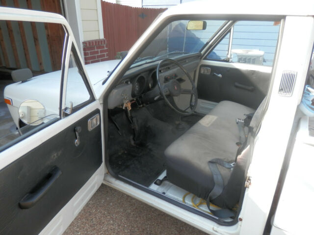 Toyota Hilux 1971 image number 9