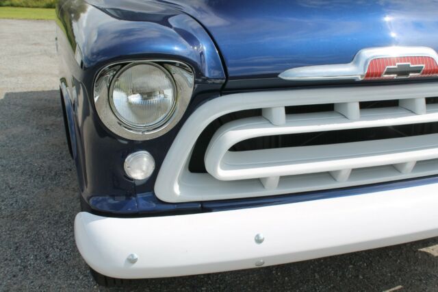 Chevrolet 3100 1957 image number 15