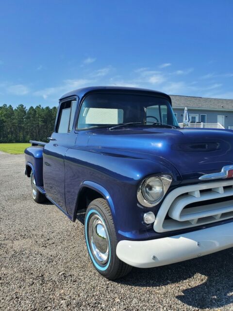 Chevrolet 3100 1957 image number 2