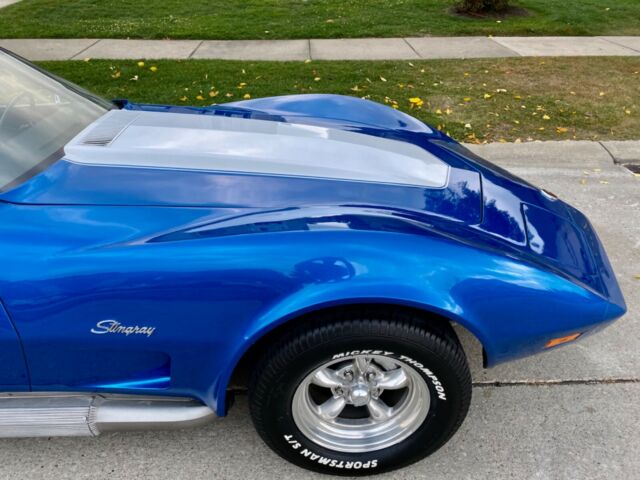 Chevrolet Corvette 1975 image number 40