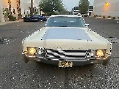 Lincoln Continental 1966 image number 2