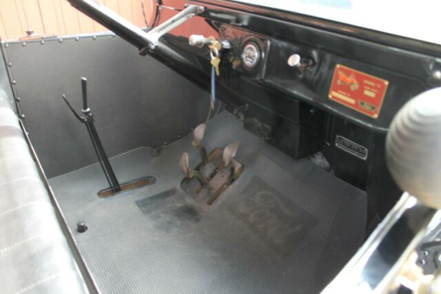 Ford Model T 1919 image number 19
