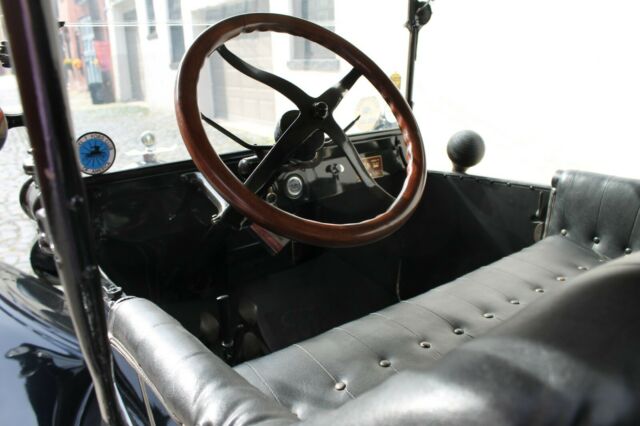 Ford Model T 1919 image number 35