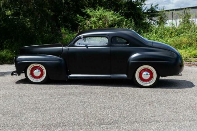 Ford Chop Top Coupe 1947 image number 27
