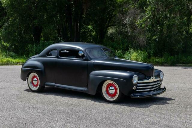 Ford Chop Top Coupe 1947 image number 4