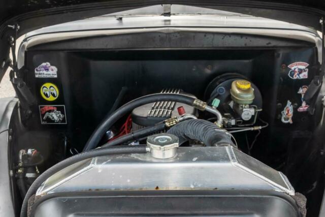 Ford Chop Top Coupe 1947 image number 40