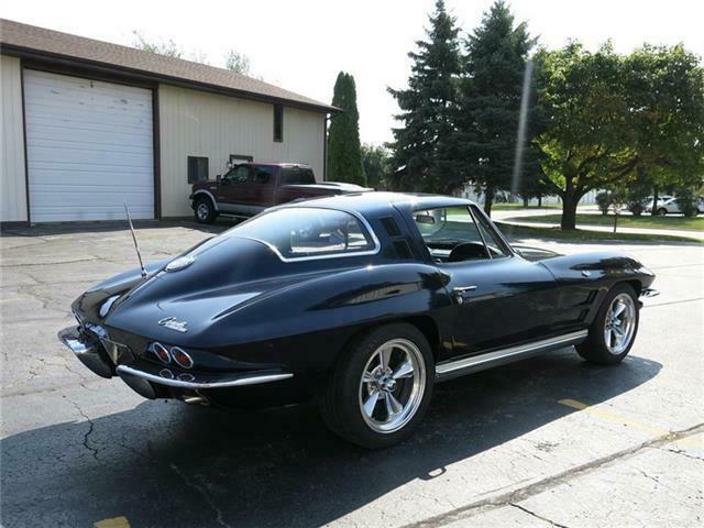 Chevrolet Corvette Coupe, L76 1964 image number 11