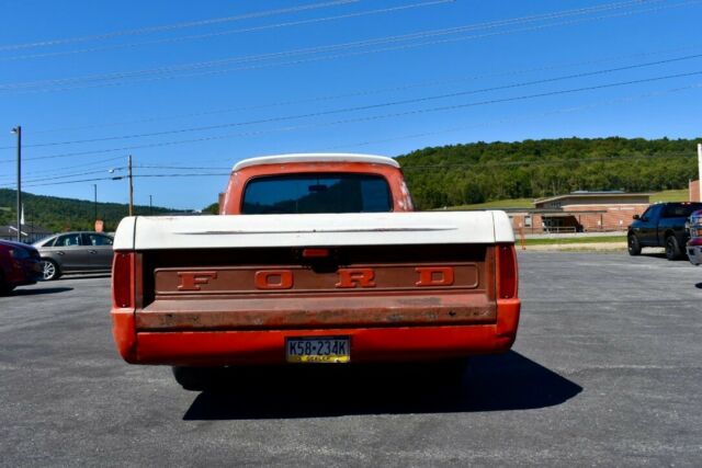Ford F-100 1965 image number 2