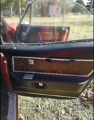 Pontiac Bonneville 1968 image number 34