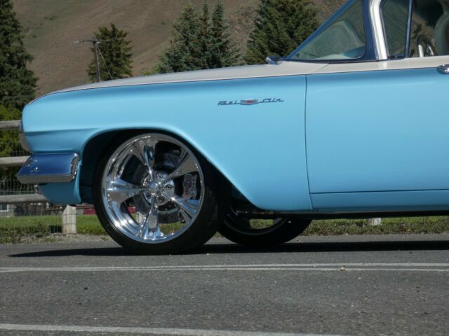 Chevrolet Bel Air/150/210 1960 image number 2