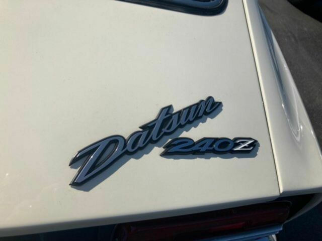 Datsun 240Z 1973 image number 9