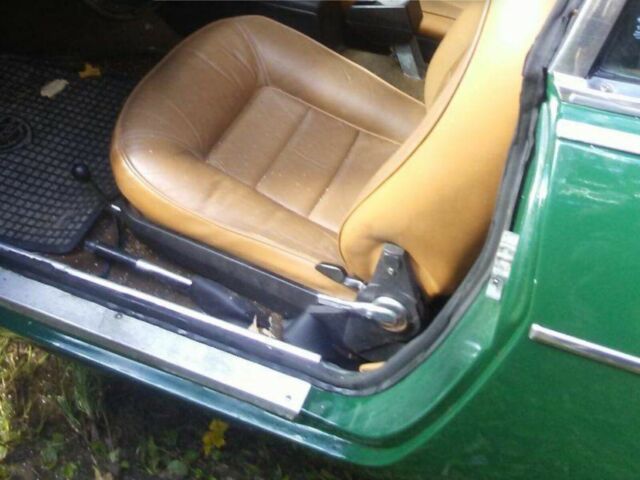 Volvo 1800 1972 image number 22