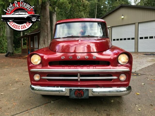 Dodge D-100 Short Box Truck 1957 image number 31