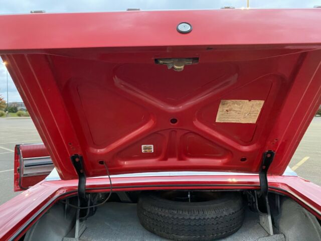 Ford Galaxie 1965 image number 30