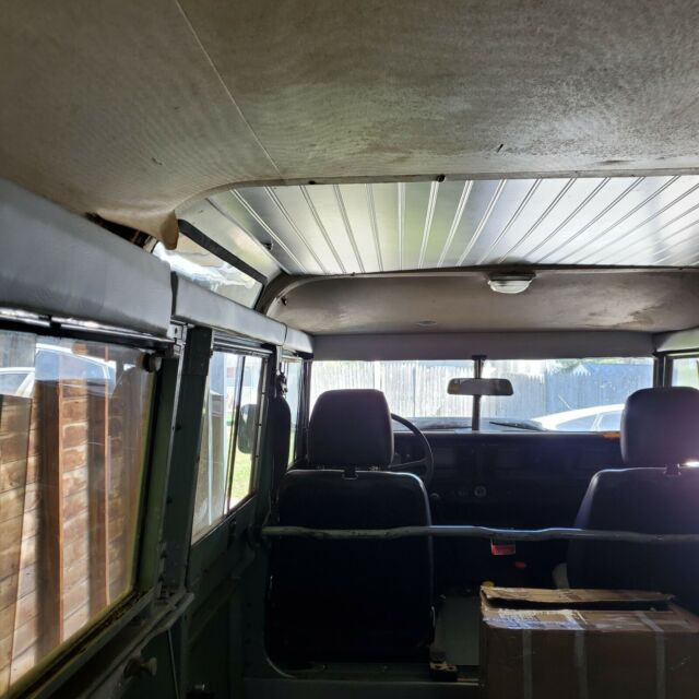 Land Rover Defender 1973 image number 32