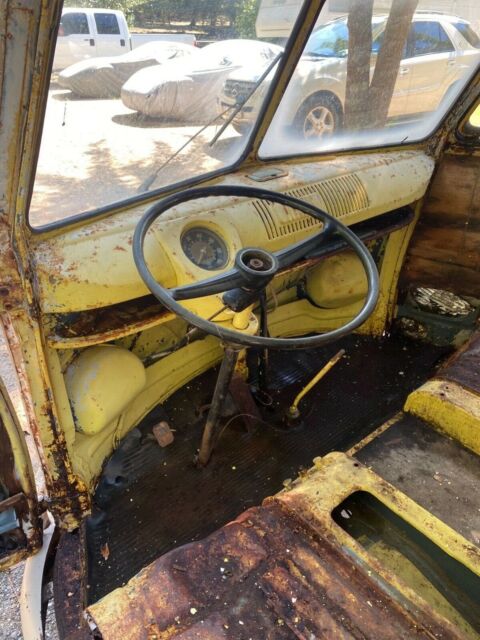Volkswagen Bus/Vanagon 1960 image number 30