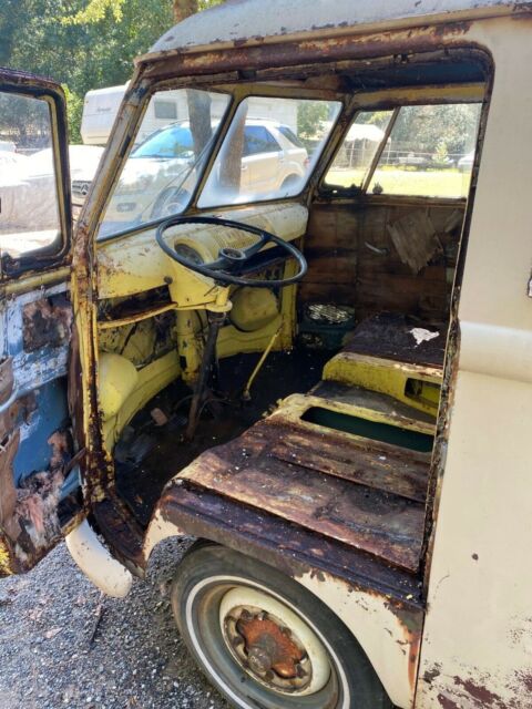 Volkswagen Bus/Vanagon 1960 image number 5