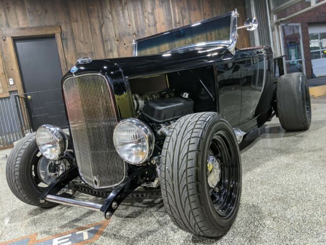 Ford Model A 1932 image number 0