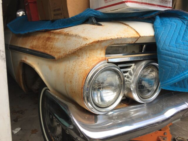 Chevrolet Impala 1961 image number 4