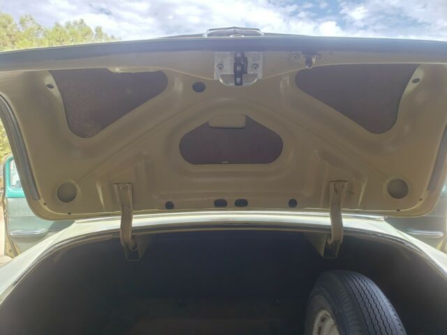 Chevrolet Bel Air/150/210 1953 image number 26
