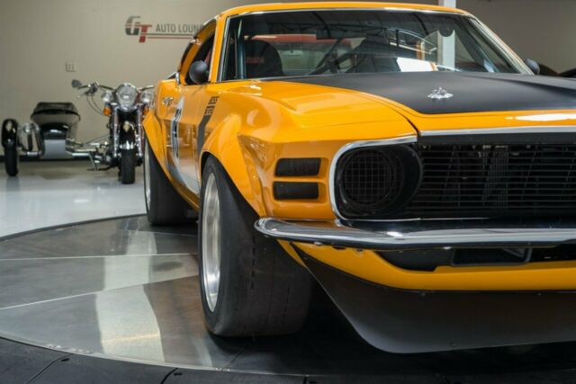 Ford Mustang 1970 image number 2