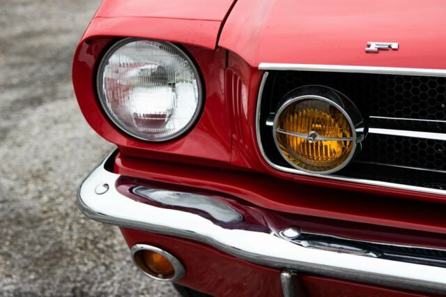 Ford Mustang 1965 image number 33