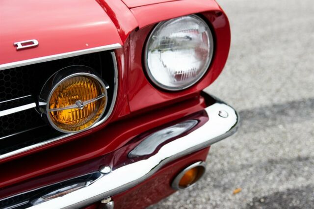 Ford Mustang 1965 image number 34