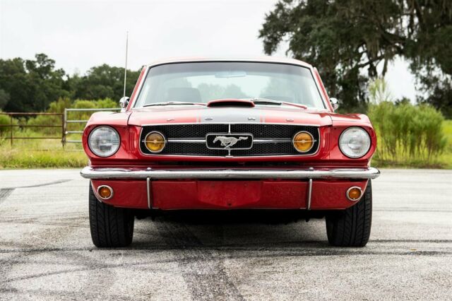 Ford Mustang 1965 image number 7
