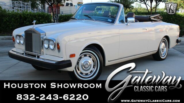 Rolls-Royce Corniche 1973 image number 0