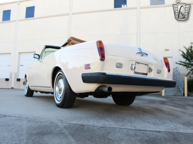 Rolls-Royce Corniche 1973 image number 34