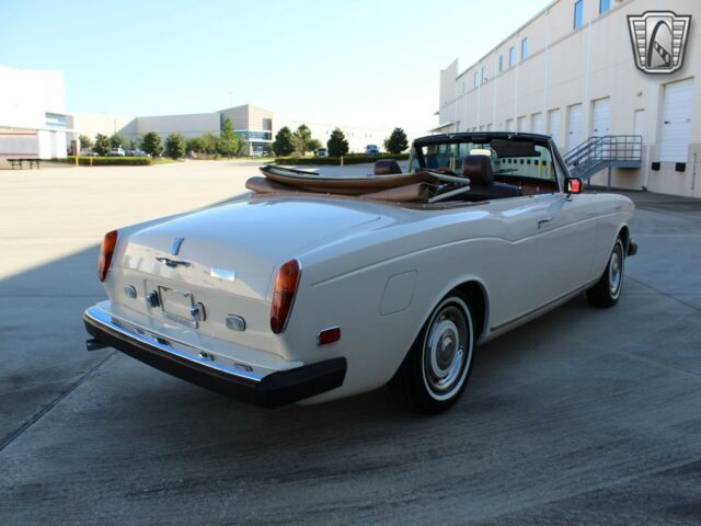 Rolls-Royce Corniche 1973 image number 39