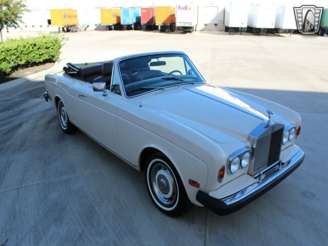 Rolls-Royce Corniche 1973 image number 44