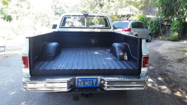 Chevrolet C/K Pickup 2500 1977 image number 7