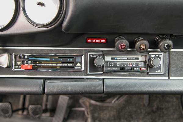 Porsche 911 1973 image number 15