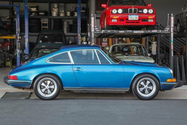 Porsche 911 1973 image number 29