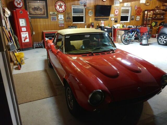 Fiat 124 Spider 1979 image number 31