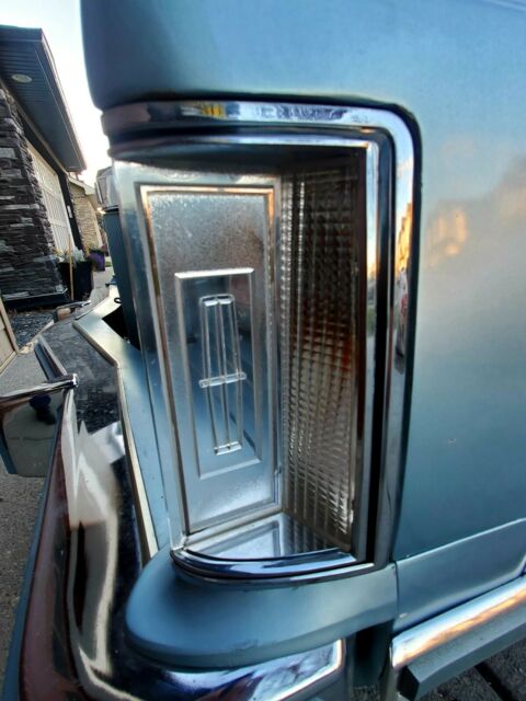 Ford Lincoln 1978 image number 5