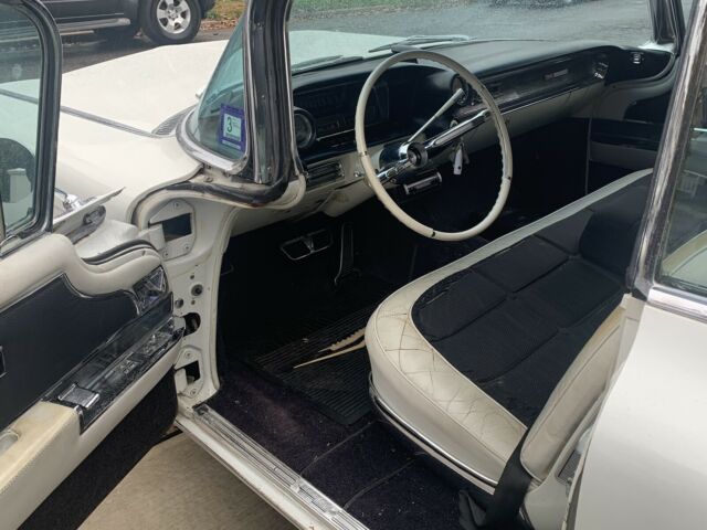 Cadillac Fleetwood 1960 image number 14