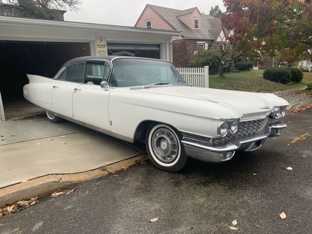 Cadillac Fleetwood 1960 image number 2