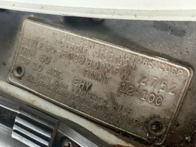 Cadillac Fleetwood 1960 image number 9