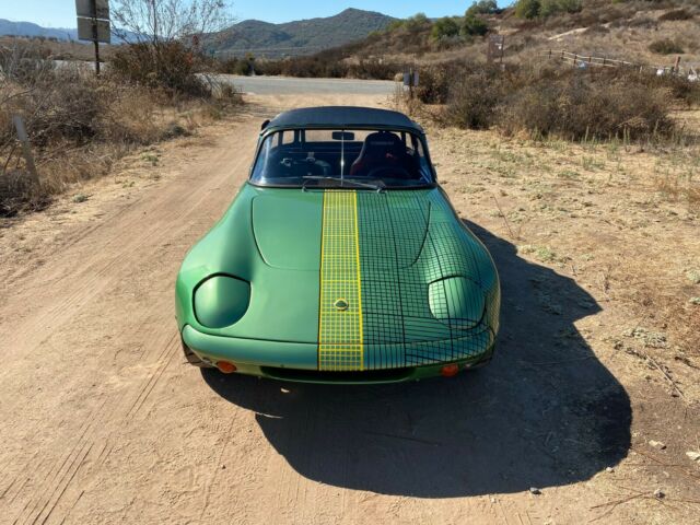 Lotus Elan 1967 image number 28
