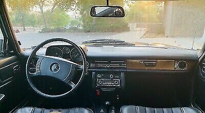 Mercedes-Benz 280 1974 image number 20